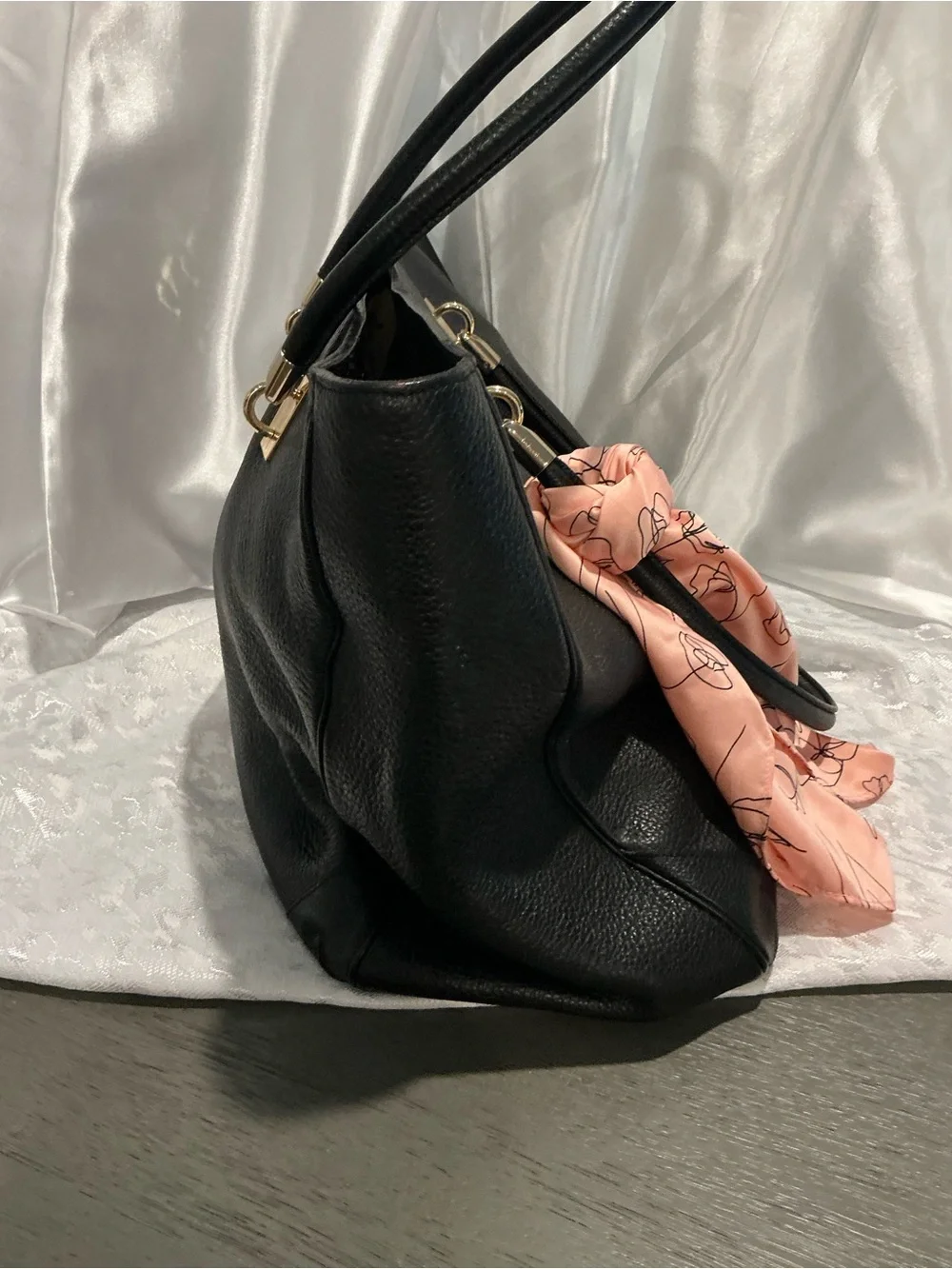 kate spade slouchy black